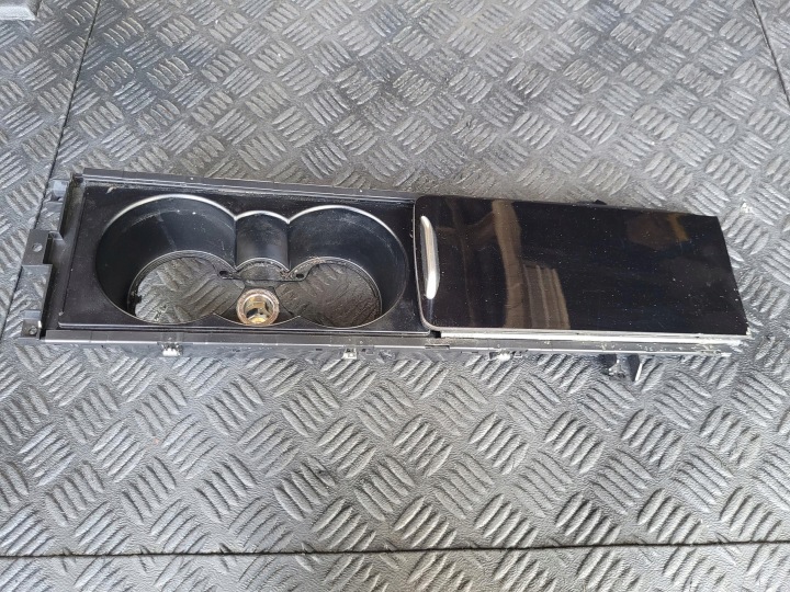 pretinac suvozača drška za KUBKI RANGE ROVER VOGUE L405