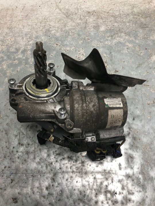 Motorino dello sterzo SCATOLA STERZO MERCEDES A-KLASA W169 LIFT Q003T62177
