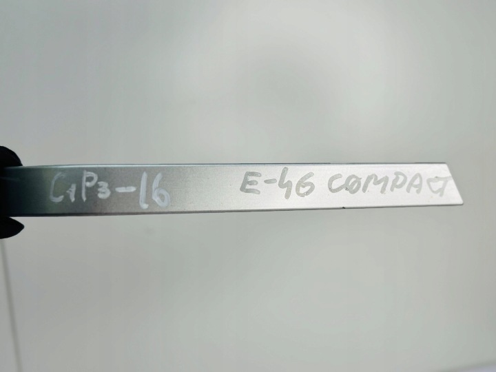 Moulage Pare choc Gauche BMW E46 compact 7020079