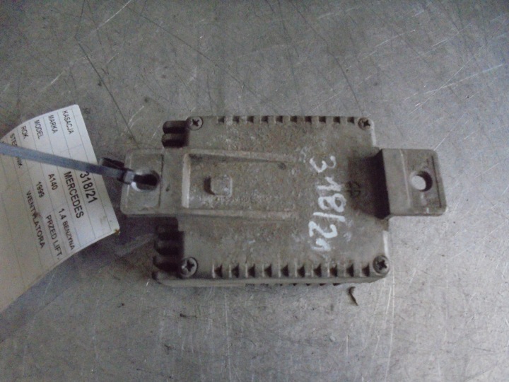 Vezerlő egység wentylatora Mercedes W168 A0275458032