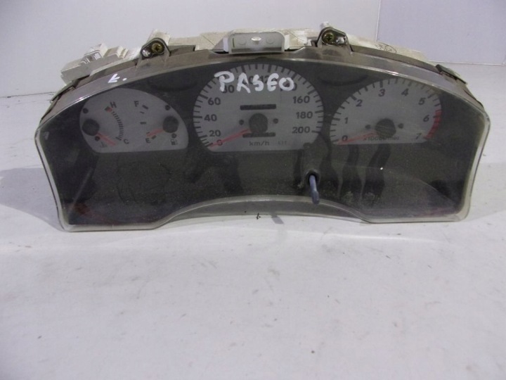 Toyota Paseo dials dials