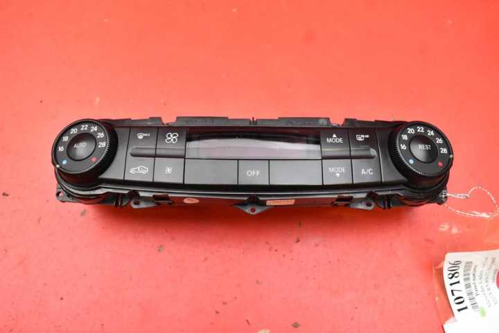panel ovládání klími KLIMY 2118302290 MERCEDES E-KLASA W211 LIFT 06-09