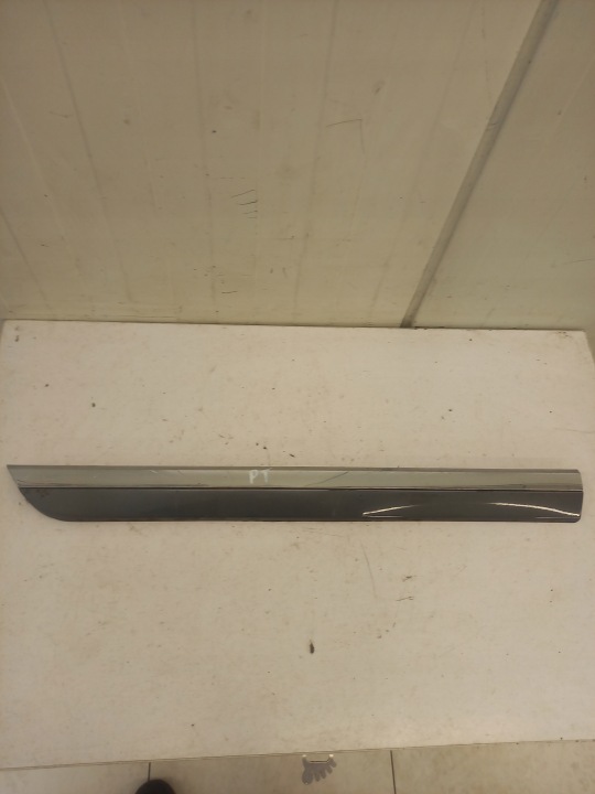 lista ajtó jobb hátso VOLKSWAGEN PASSAT B8 SEDAN 3G08549B0