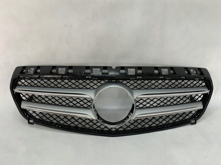 Grille Mercedes A-Klasa 12-15r A1768880260 04.26