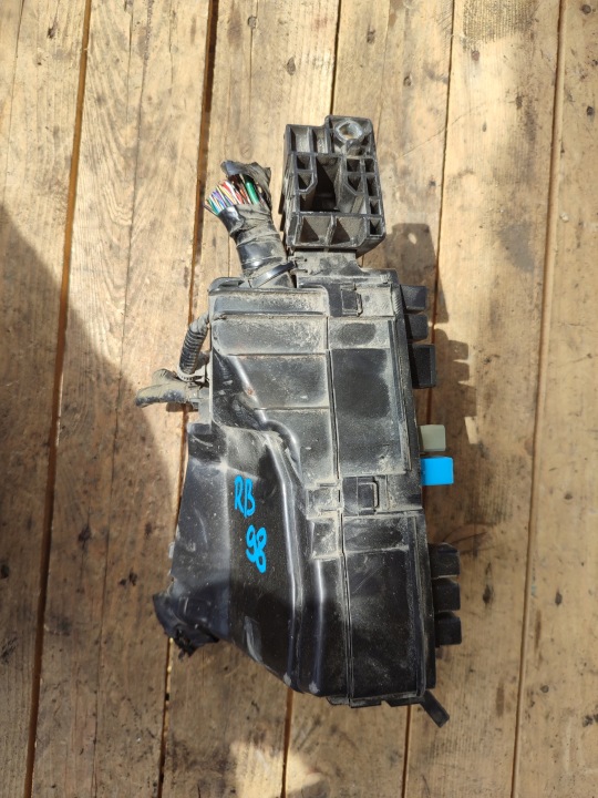 Szkerény biztosítékszekrény MAZDA 6 GJ 2.2D KD45-675X0