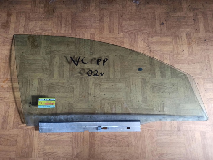 prozor vrata OPEL VECTRA C desni prednji dio 2002 R