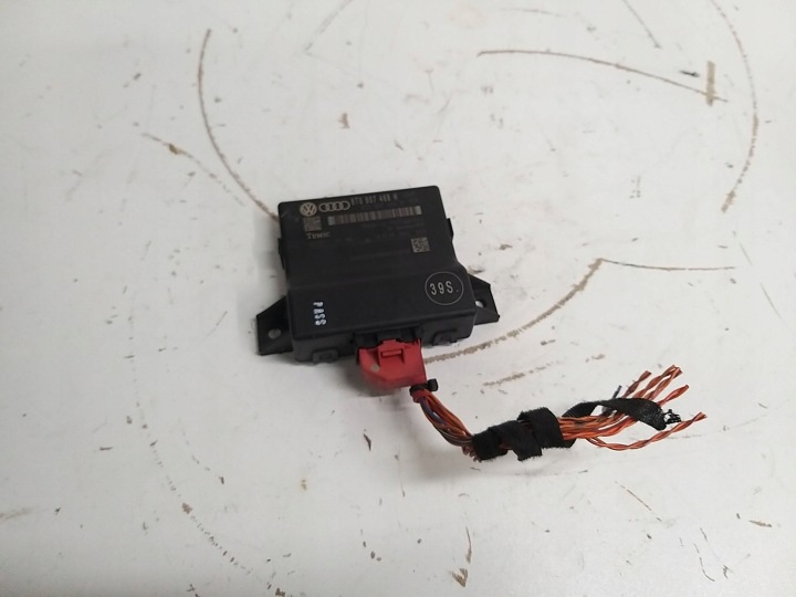 AUDI A4 B8 A5 8T Bedienteil modul GATEWAY 8T0907468H