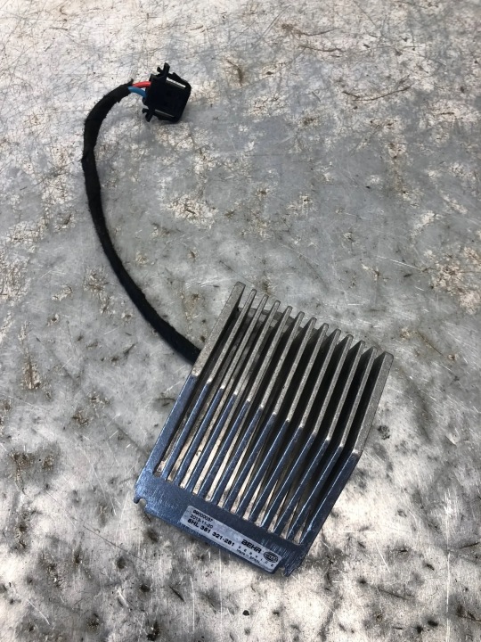 resistor, rheostat, regulator heater fan resistor AUDI 5HL351321-281