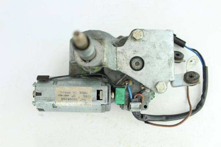 motor brisača OPEL CORSA B stražnji dio 90386268 OPEL