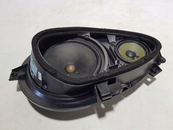 speaker BOSE right MERCEDES SL R230 W230 A2308201002