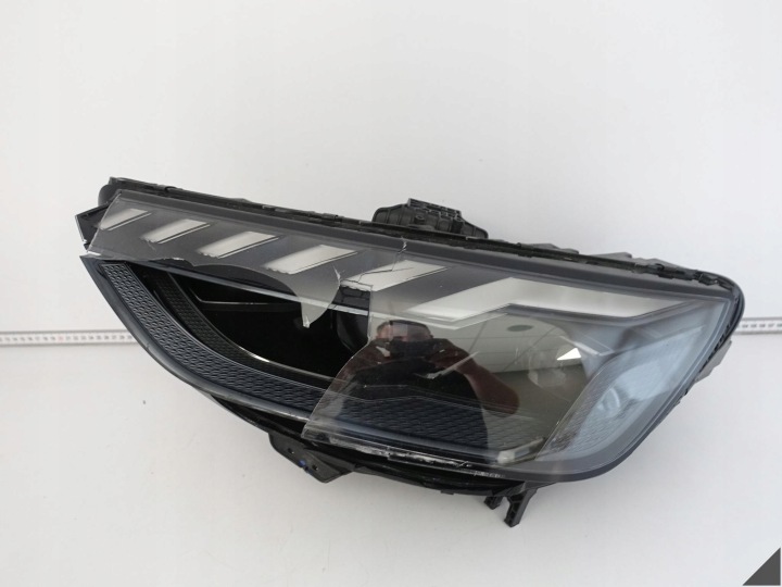 AUDI RS4 B9 8W0 LIFT 19-24 Licht MATRIX FULL LED links vorne schwarze + modul