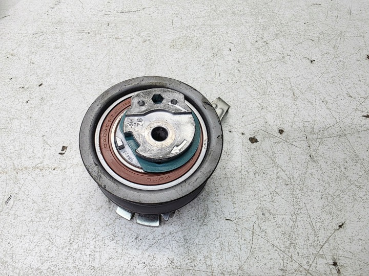 belt tensioner of the gear roll AUDI VOLKSWAGEN SEAT SKODA 04L109243R