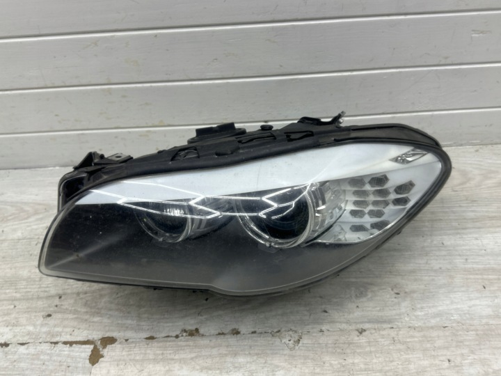 BMW 5 V F10 F11 Licht links BI XENON Kurvenlicht DYNAMIC 7203251