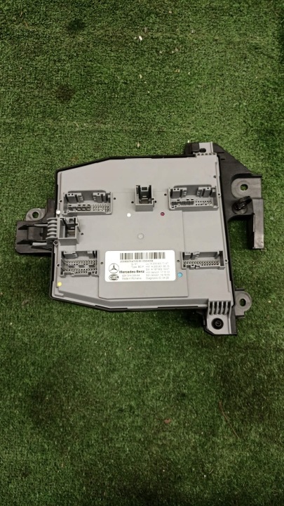 MERCEDES 205 module control unit SAM A2059007147