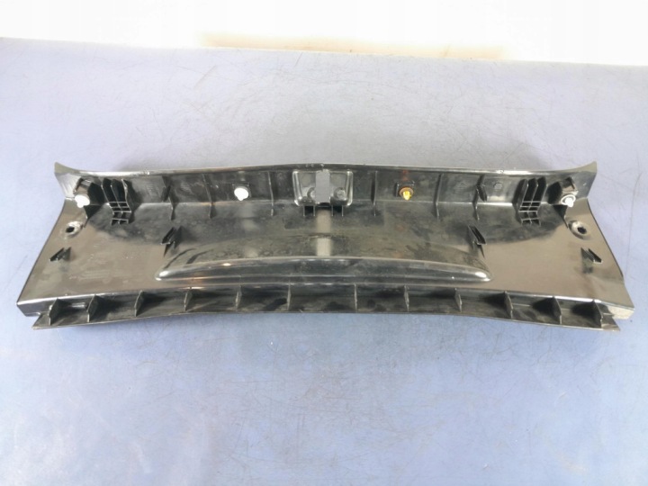 MERCEDES C W205 PROGRAMUL DE GARANȚIE SEDAN A2056908104 8