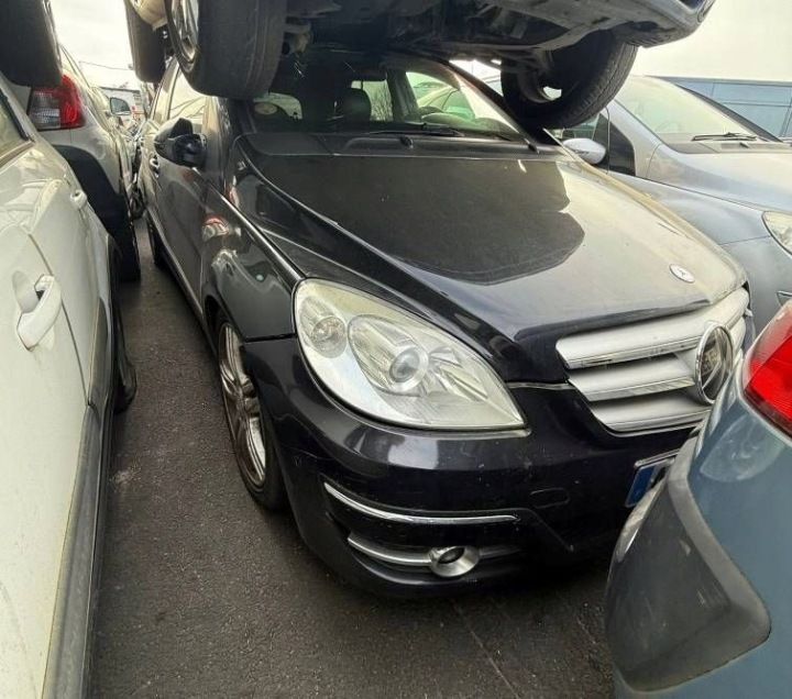 MERCEDES W245 B-KLASA 150 160 170 180 200 Licht vorne rechts LIFT 08-11