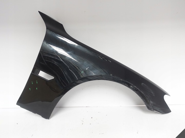 BMW 7 F01 F02 08-15 ( vor / PO LIFTINGU ) kotflügel rechts vorne beschädigt