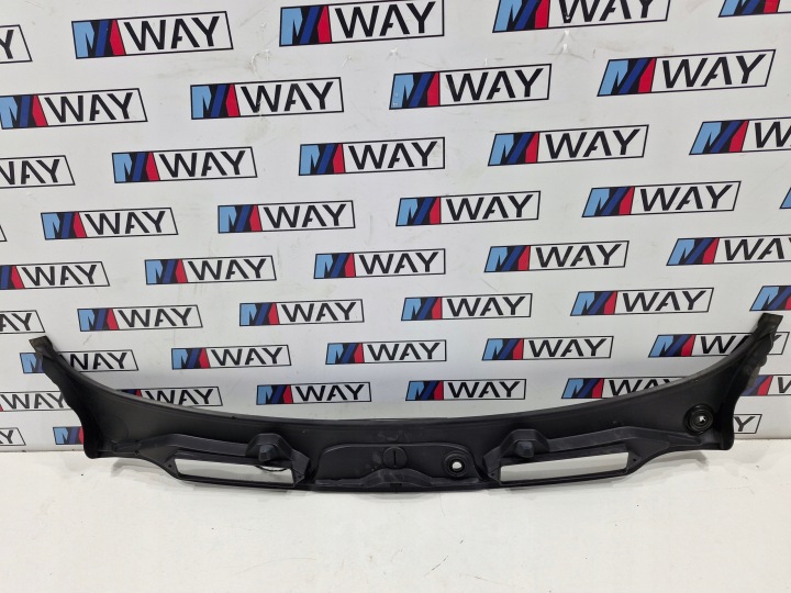 BMW E90 E91 torpédo kryt pod oknem 7180743