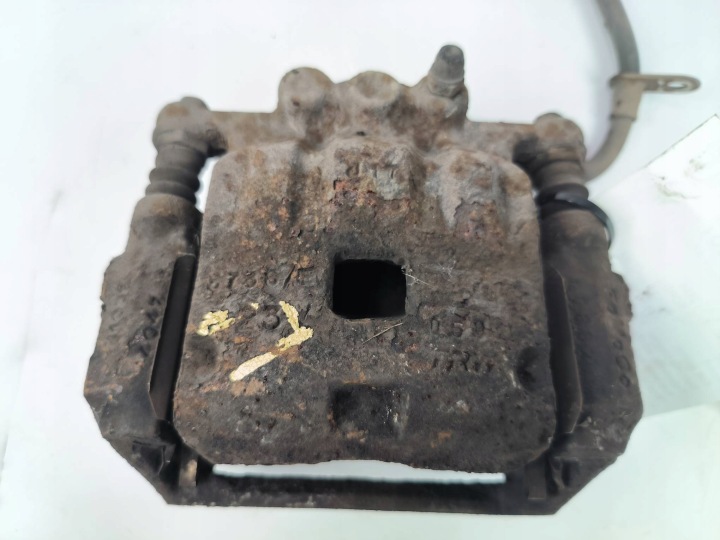 Étrier frein Frein Avant Gauche 1.25 FORD FIESTA MK7 VII