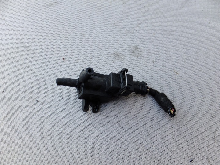 Vanne à vide opel astra J IV 1,7 cdti 8972882491