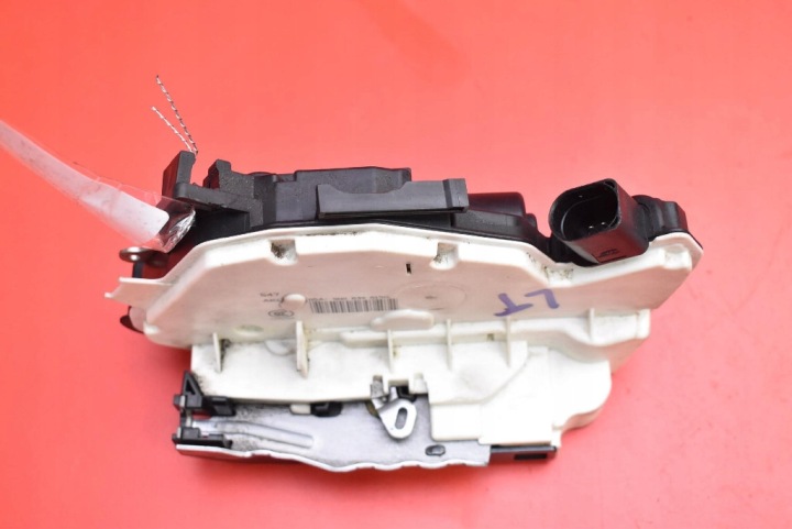 de la Serrure Portière Gauche Arrière Arrière 5N0839015G VW TIGUAN 1 et LIFT 11-17