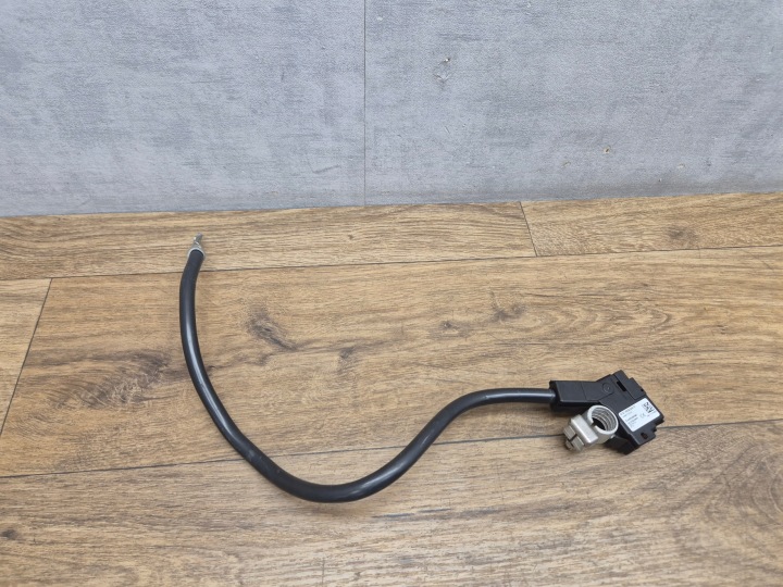 BMW F06 F01 F10 F11 F12 F13 schlauch klemme batterie minus IBS 9302356