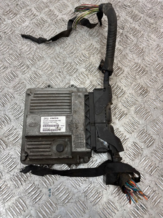 Bedienteil DES MOTORS Computer FORD KA 1.3 TDCI 51847810
