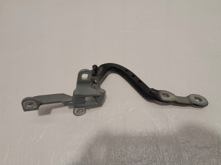 BMW X3 G01 LCI zsanér motorháztetök csomagtartó jobb 7397316