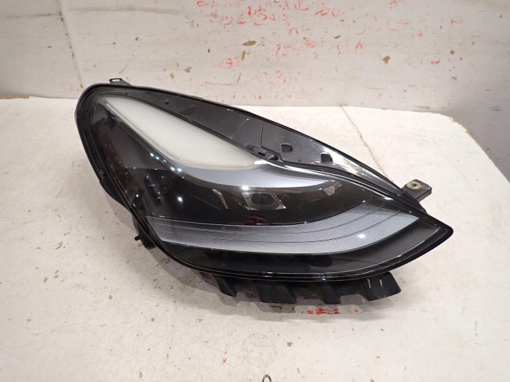 Feux phare Avant Avant Droit TESLA 3 2017- FULL LED 1514953-00-D