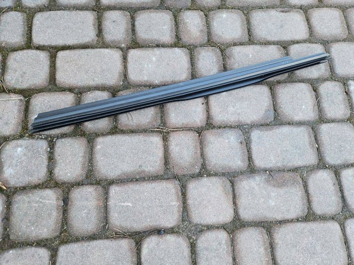 Moulage zgarniacz Portière Avant de gauche Joint Pneus Toyota Highlander XU70