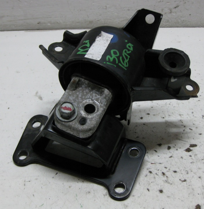 HYUNDAI I30 KOMBI 12R 1.6 CRDI holder engine mount