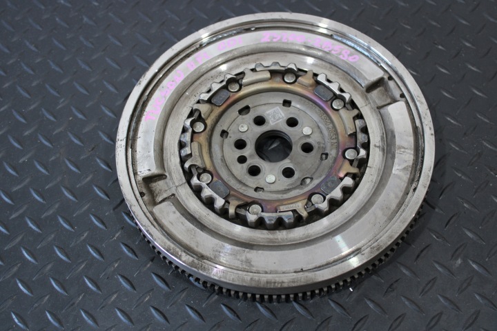 Reifen Rad Schwungrad HYUNDAI TUCSON 2 II LIFT 23200-2B590