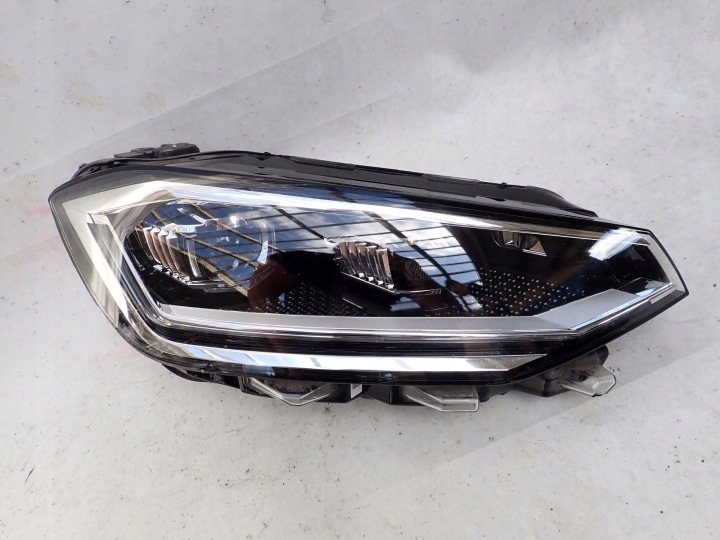 VW SPORTSVAN LIFT 18- Feux phare Droit Avant Avant FULL LED 517941036
