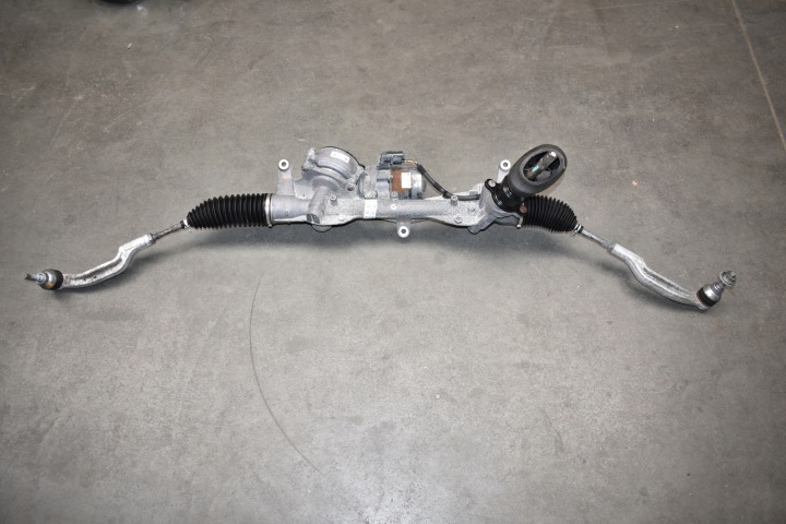 IDEALNA SCATOLA STERZO Anteriore Anteriore MERCEDES GLA H247 1