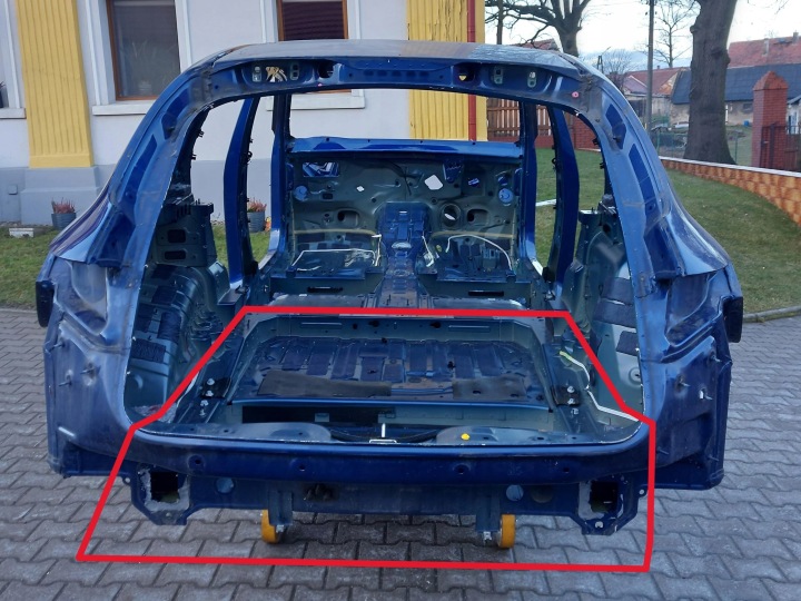 Mercedes EQC 400 W293 N293 vana PODLAHA kufru