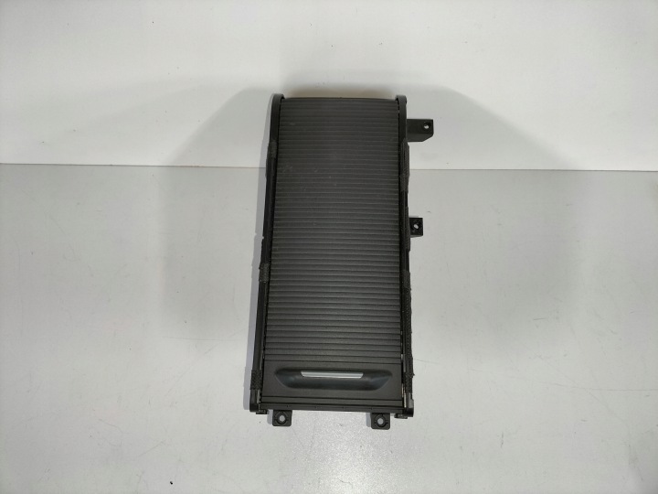 HALTER STOJAK HANDSCHUHFACH FÜR KUBKI KIA CEED III 18