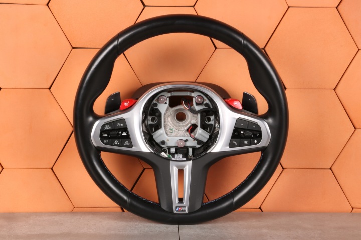BMW M5 F90 M8 F91 F92 F93 X5M F95 F96 original volant M-POWER s radením