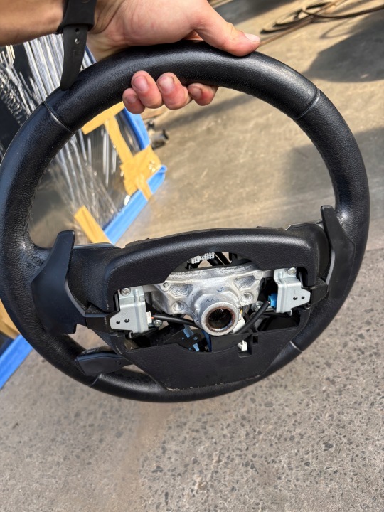 TOYOTA AVENSIS T27 LIFT MONIFUNCTIONAL PULLOTEMPOMAT 10