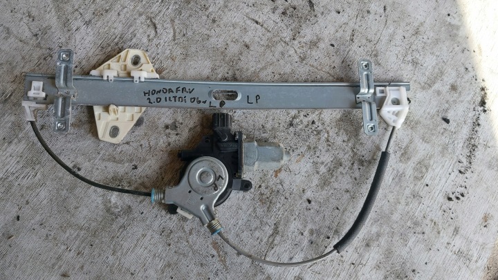 Mécanisme essuie glaces de gauche przednich Portière HONDA FR-V 06-> r. FRG605090 2.2L