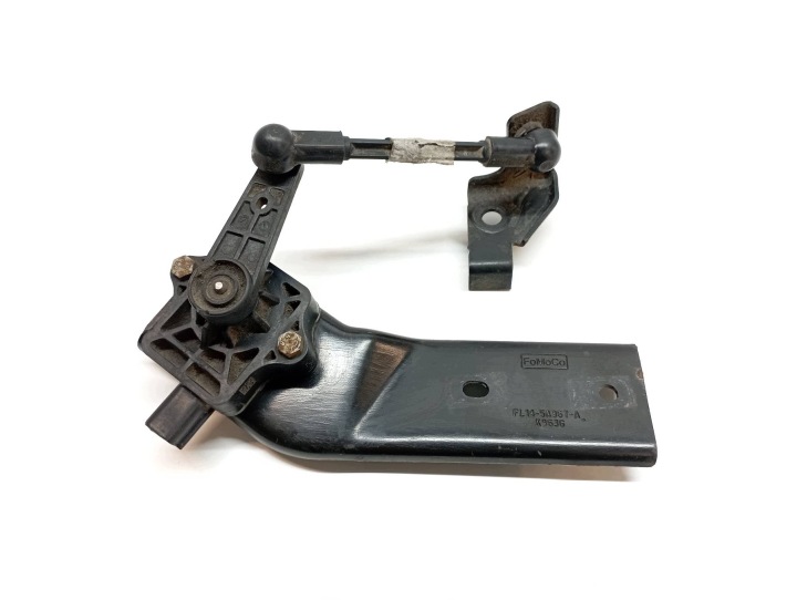 capteur SENSOR correcteur de portée de la suspension B2104-202618-F Lincoln Navigator IV