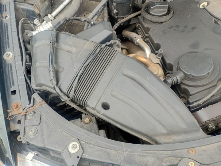 Tubi Tubazione Dell’aria Audi A4 B7 05-08 2.0 TDI