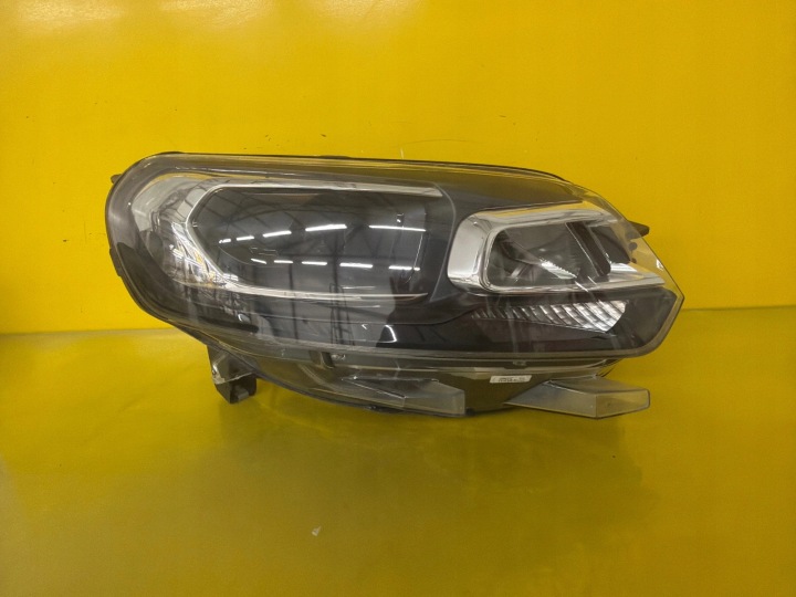 Licht rechts Citroen Jumpy III 3 Xenon 9808233980