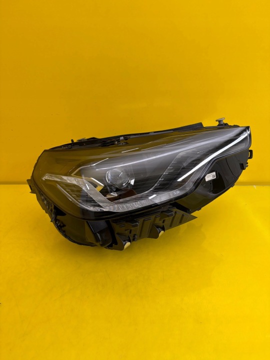 light right BMW 2 G42 M2 G87 Full Led 8083636-07 Black Shadow