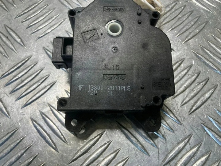 Motor klapky sběrného potrubí TOYOTA AVENSIS Kombi (_T27_) MF1138002810 2.0L 6