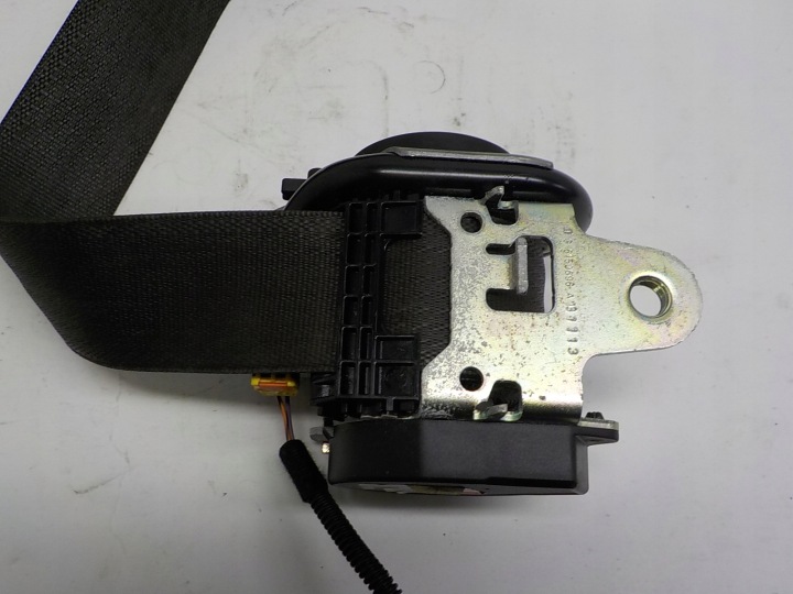 OPEL ZAFIRA C seat belt adjuster 13394801 623097100