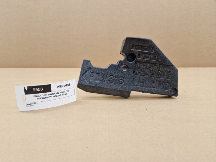 WKLAD polystirene of the floor driver´s VOLVO XC40