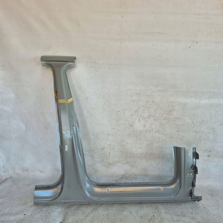 AUDI Q5 II 80A 16- pillar right front side right