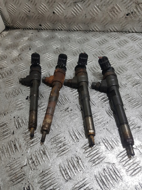 injektori, dizne injektori, dizne KOMPLET DACIA LOGAN 0445110485