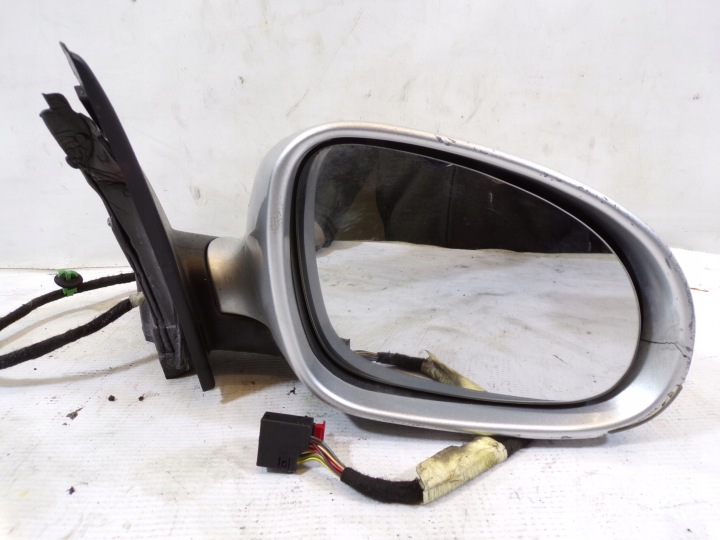 SPECCHIETTO RETROVISORE Destro VOLKSWAGEN JETTA 5 V 13PIN colore LA7W