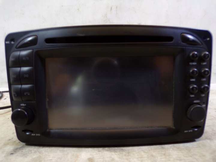 RADIO CD MERCEDES W209